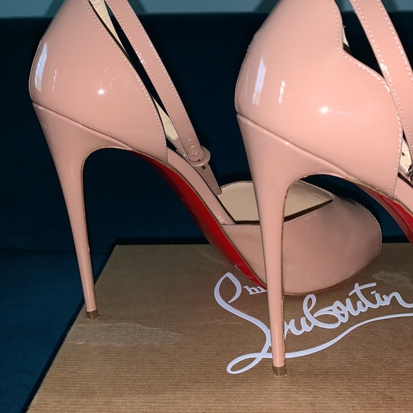 Aketata Christian Louboutin - Picture 8 of 9